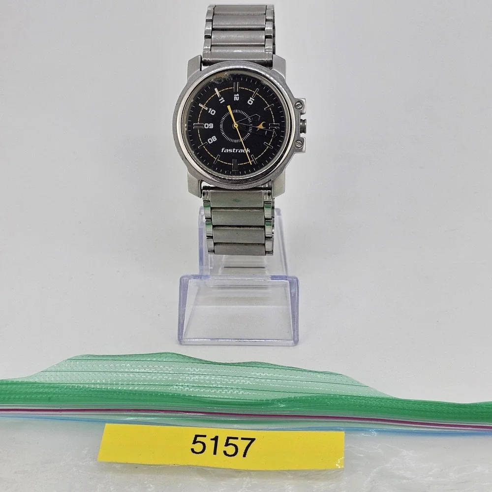 Fastrack Men's Watch 42MM Black Dial‎ Gray Bracelet Band 7.5